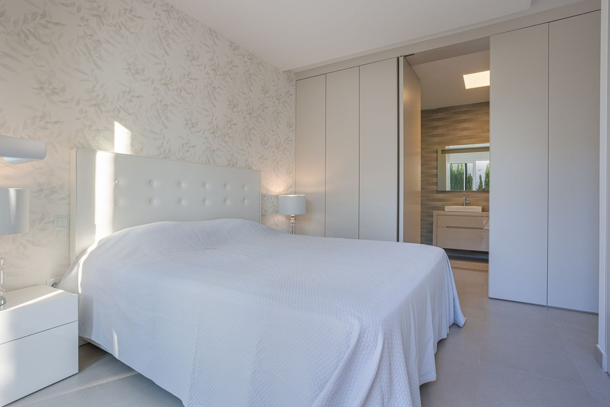 4 Bed Townhouse for sale in Orihuela Costa Blanca, Alicante, Spain