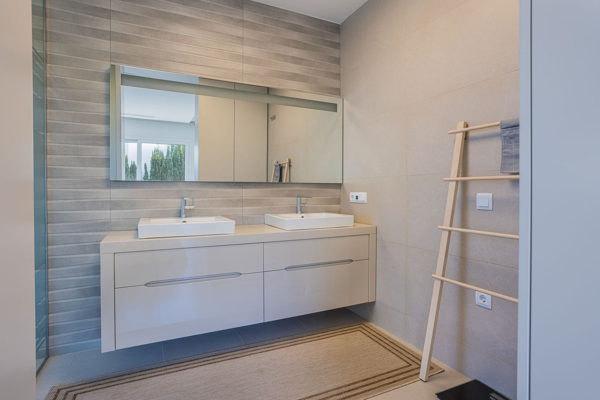4 Bed Townhouse for sale in Orihuela Costa Blanca, Alicante, Spain