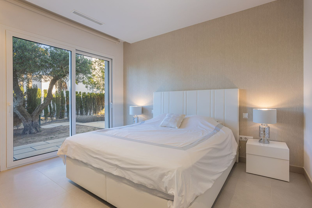 4 Bed Townhouse for sale in Orihuela Costa Blanca, Alicante, Spain