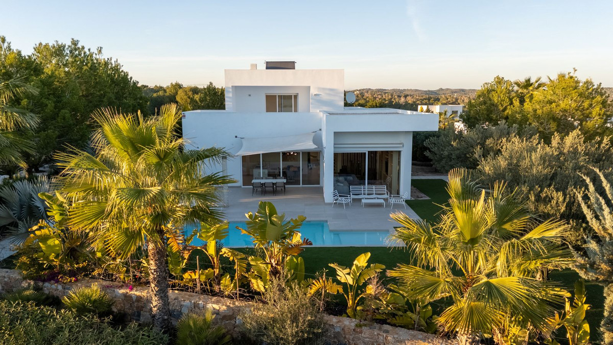4 Bed Townhouse for sale in Orihuela Costa Blanca, Alicante, Spain