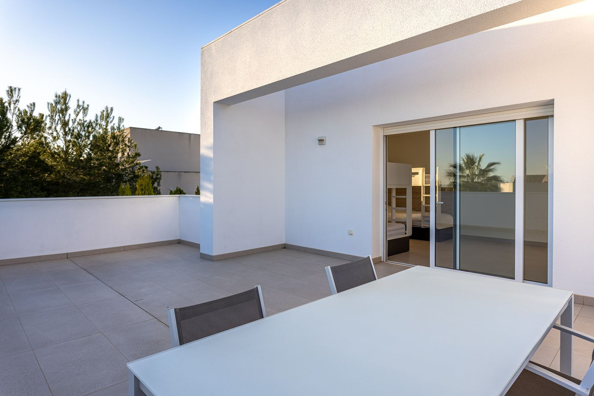 4 Bed Townhouse for sale in Orihuela Costa Blanca, Alicante, Spain