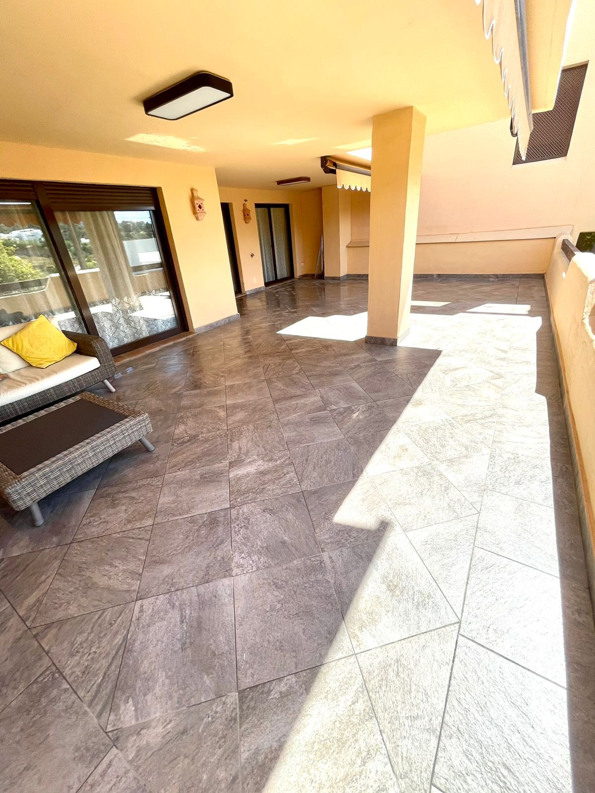 2 Bed Apartment for sale in Benahavís Costa Del Sol, Málaga, Spain