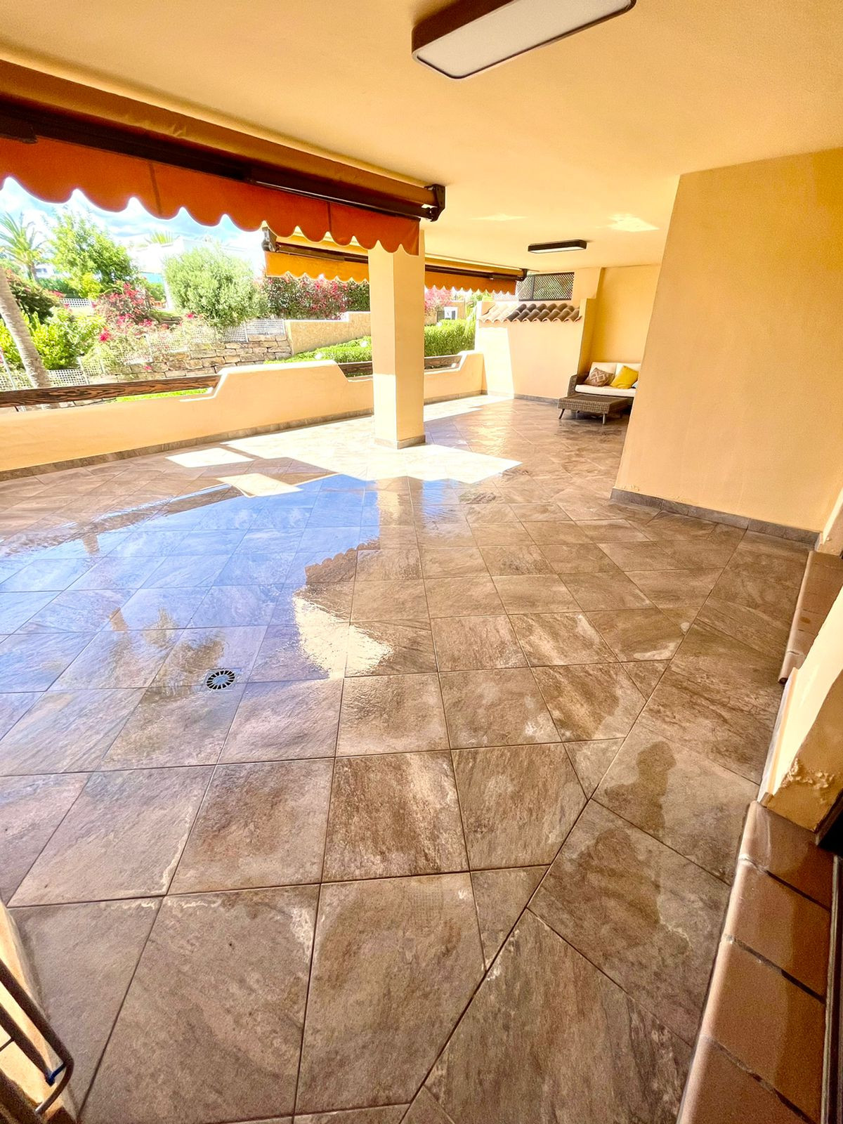 2 Bed Apartment for sale in Benahavís Costa Del Sol, Málaga, Spain