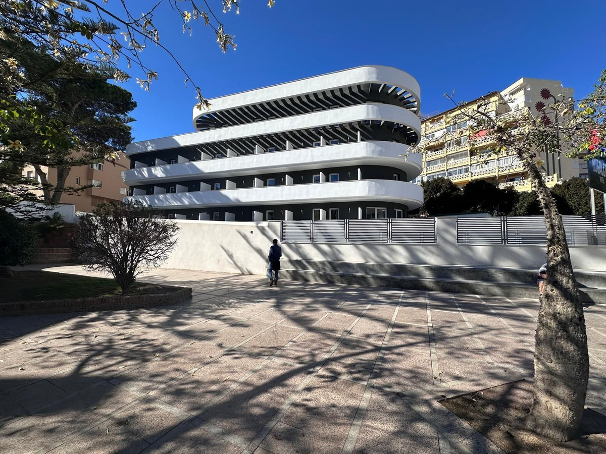 Se vende Hotel de 59 dormitorios en Costa Del Sol, Málaga, España