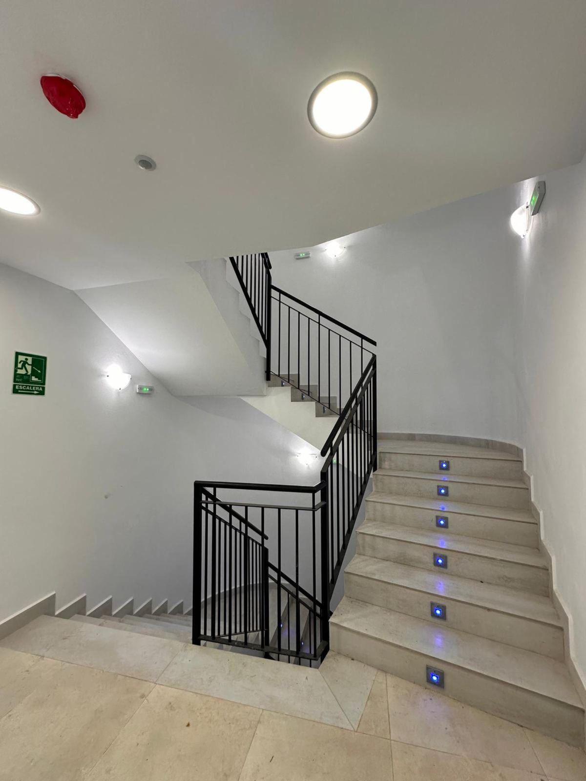 Se vende Hotel de 59 dormitorios en Costa Del Sol, Málaga, España