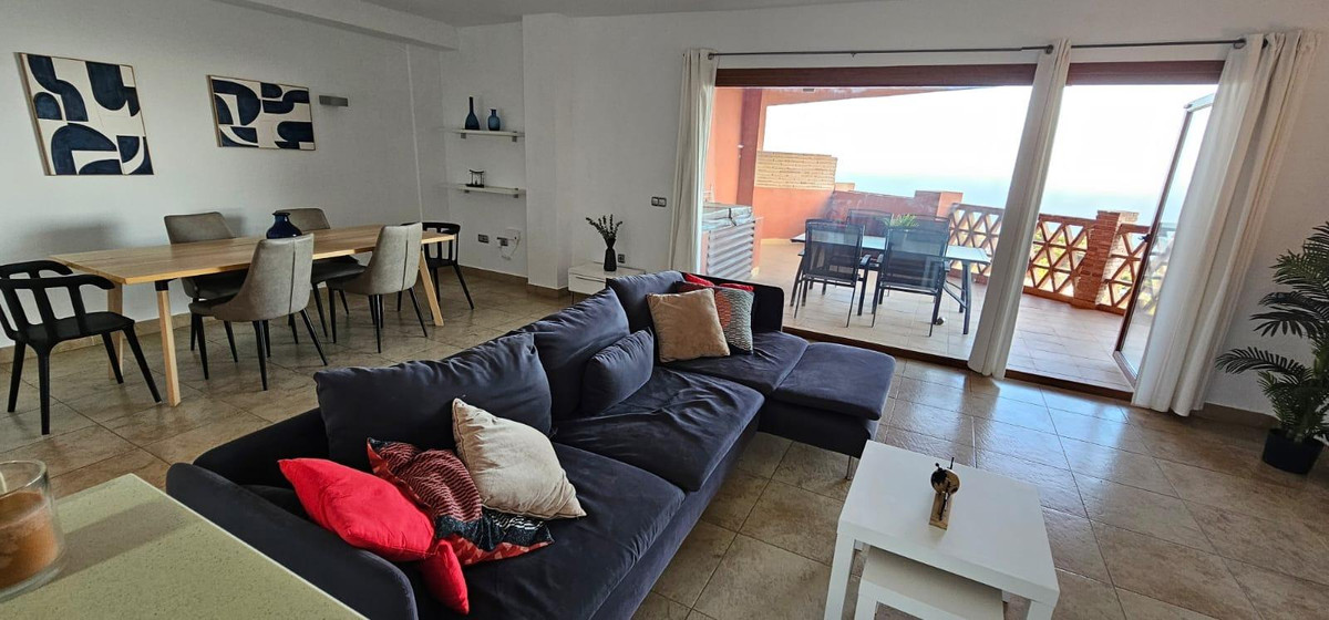 3 Bed Apartment for sale in Benalmadena Costa Del Sol, Málaga, Spain