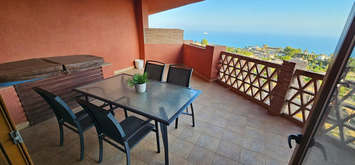 3 Bed Apartment for sale in Benalmadena Costa Del Sol, Málaga, Spain