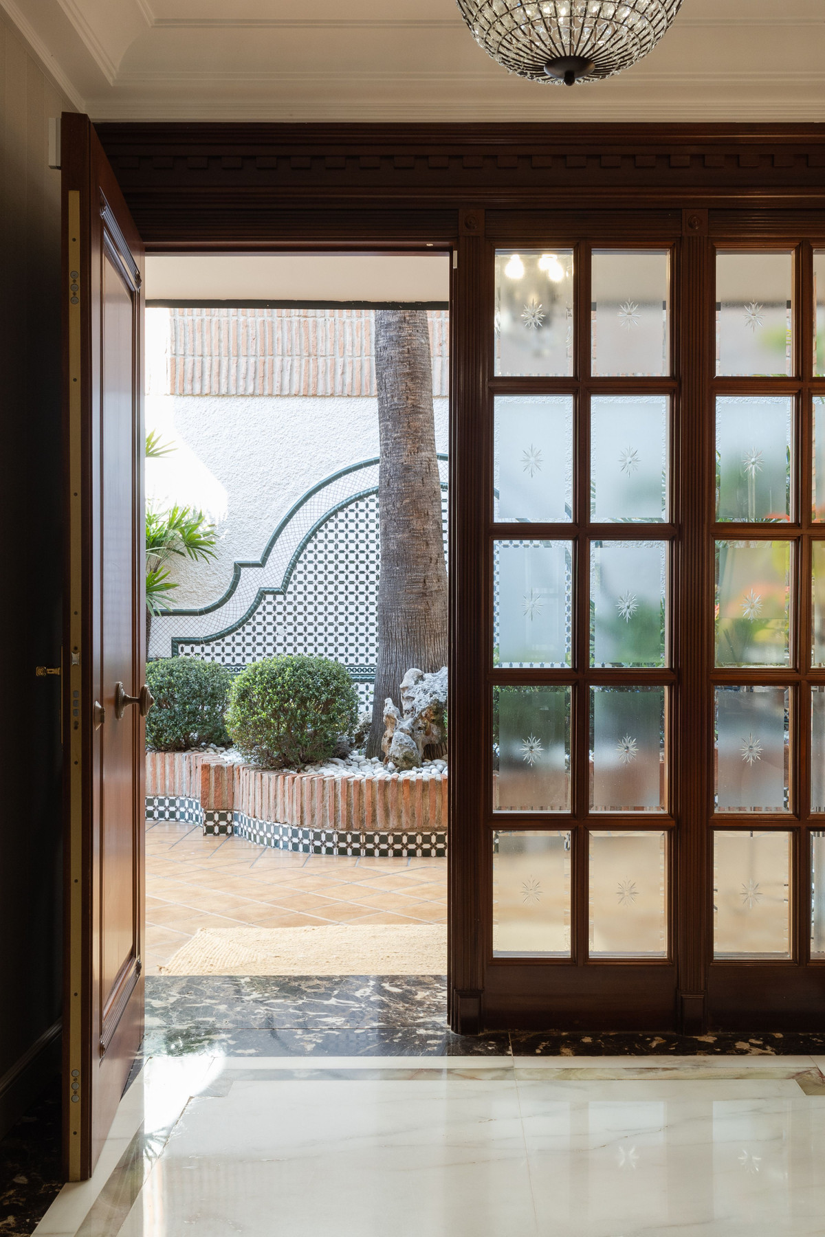 Se vende Villa - Chalet de 6 dormitorios en Costa Del Sol, Málaga, España