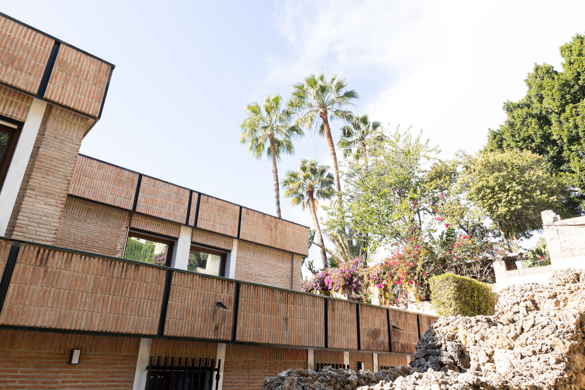 Se vende Villa - Chalet de 6 dormitorios en Costa Del Sol, Málaga, España