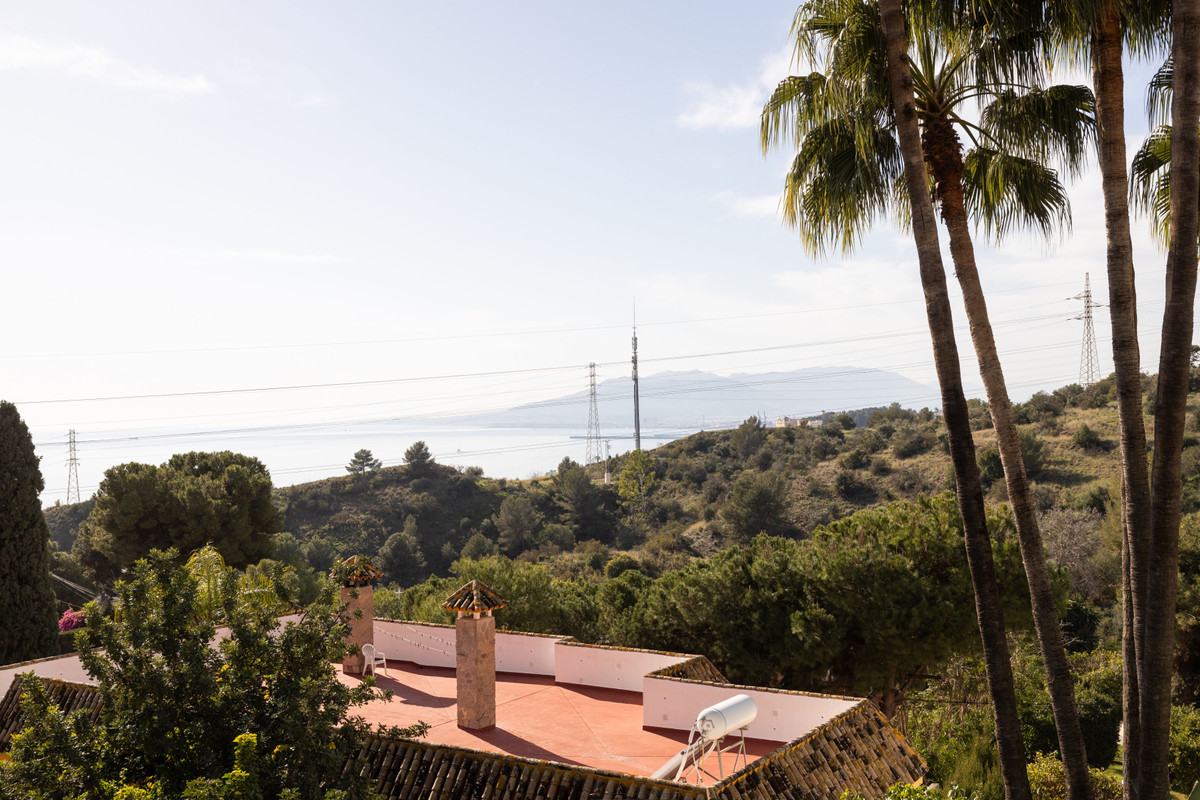 Se vende Villa - Chalet de 6 dormitorios en Costa Del Sol, Málaga, España