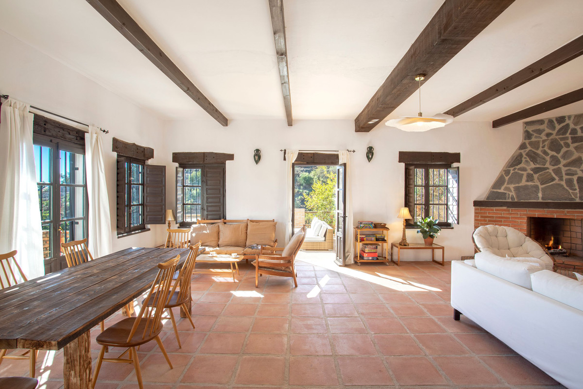 2 Bed Townhouse for sale in Málaga Costa Del Sol, Málaga, Spain