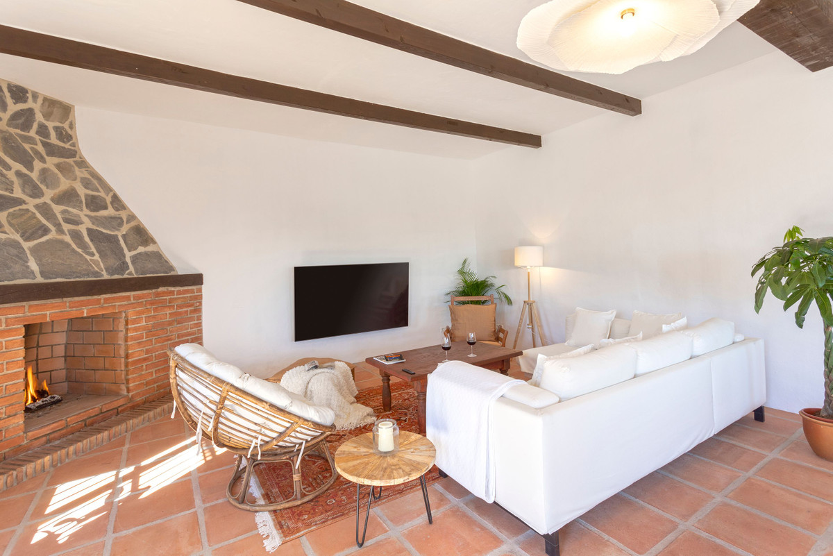 2 Bed Townhouse for sale in Málaga Costa Del Sol, Málaga, Spain