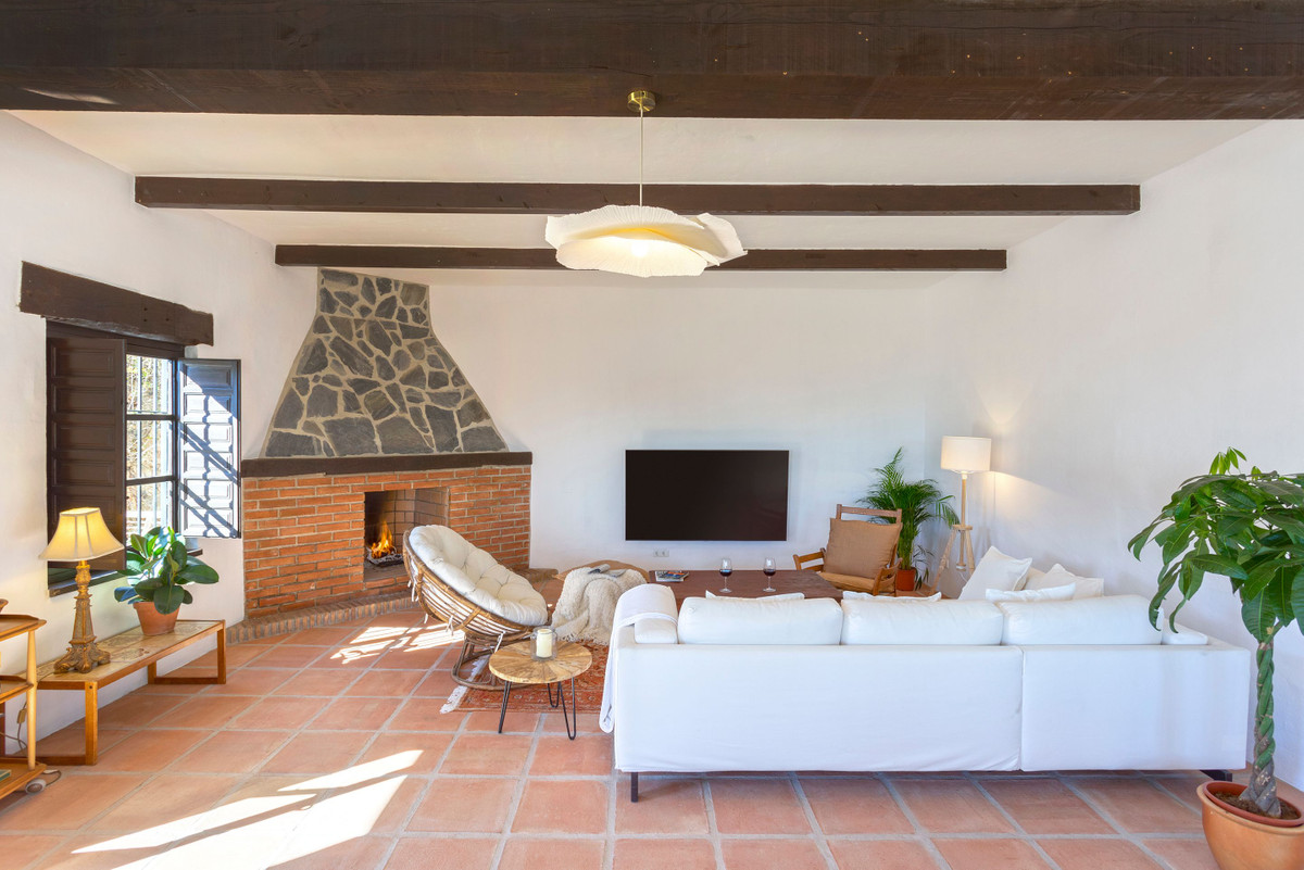 2 Bed Townhouse for sale in Málaga Costa Del Sol, Málaga, Spain