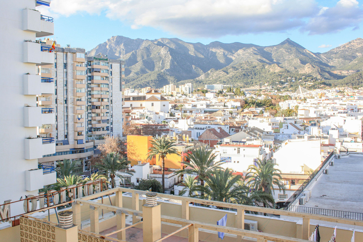 Se vende Apartamento Planta Media de 2 dormitorios en Costa Del Sol, Málaga, España