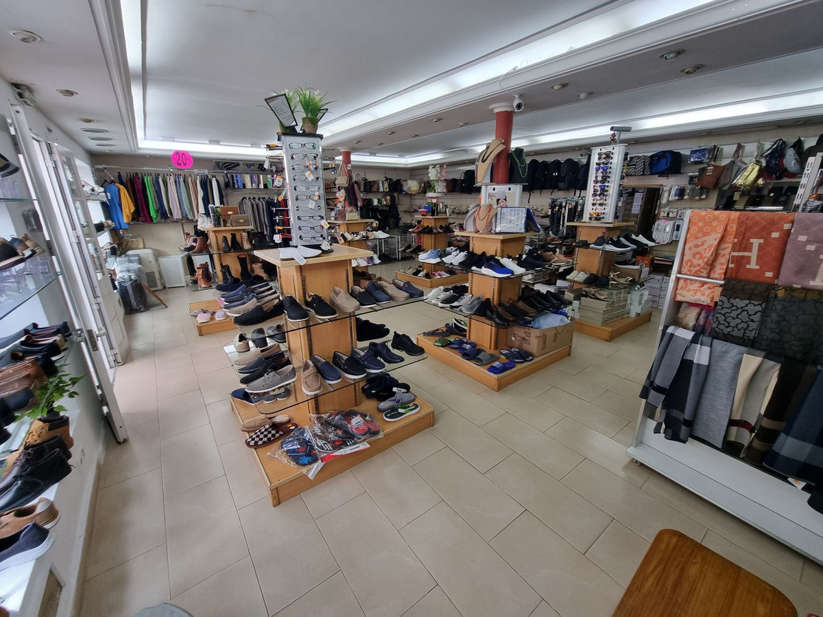 Se vende Local comercial  en Costa Del Sol, Málaga, España