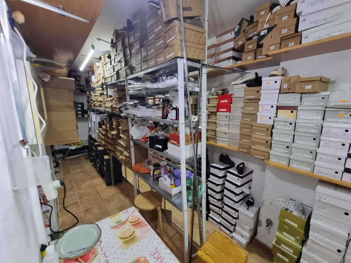 Se vende Local comercial  en Costa Del Sol, Málaga, España