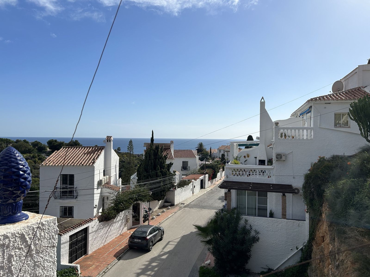 3 Bed Townhouse for sale in Nerja Costa Del Sol East, Málaga, Spain