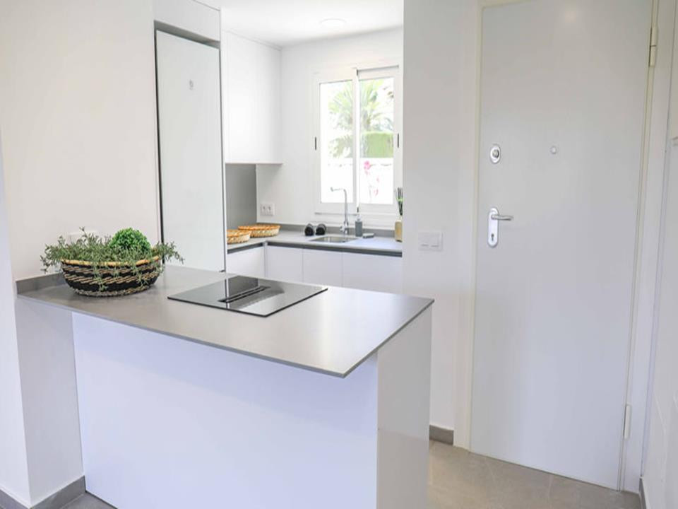 Se vende Apartamento Planta Baja de 2 dormitorios en Costa Blanca, Alicante, España