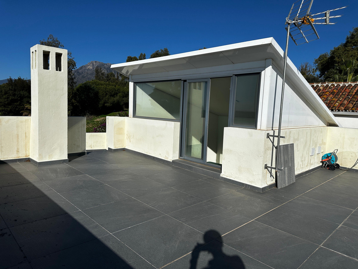 Commercial unit for sale in Marbella Costa Del Sol, Málaga, Spain