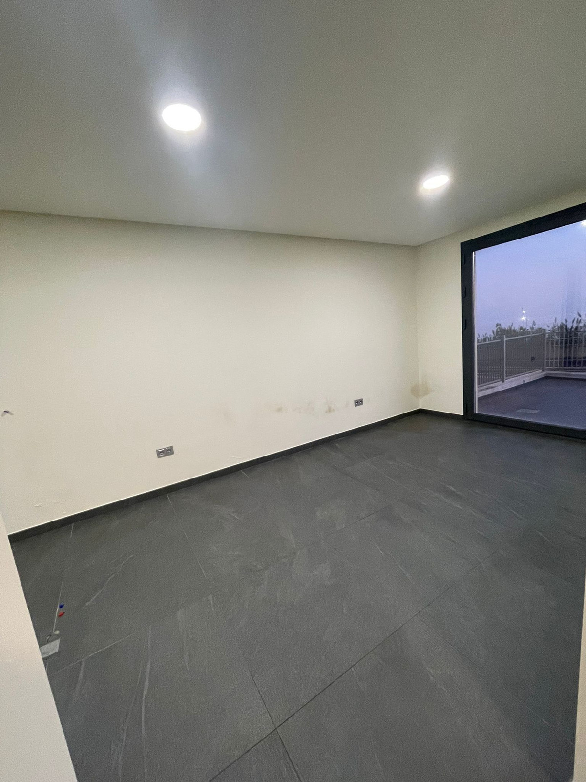 Commercial unit for sale in Marbella Costa Del Sol, Málaga, Spain