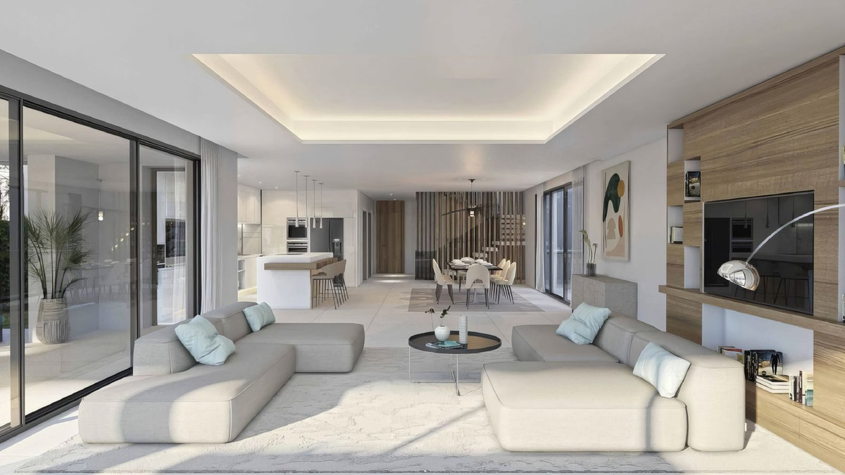 Se vende Villa - Chalet de 5 dormitorios en Costa Del Sol, Cadiz, España