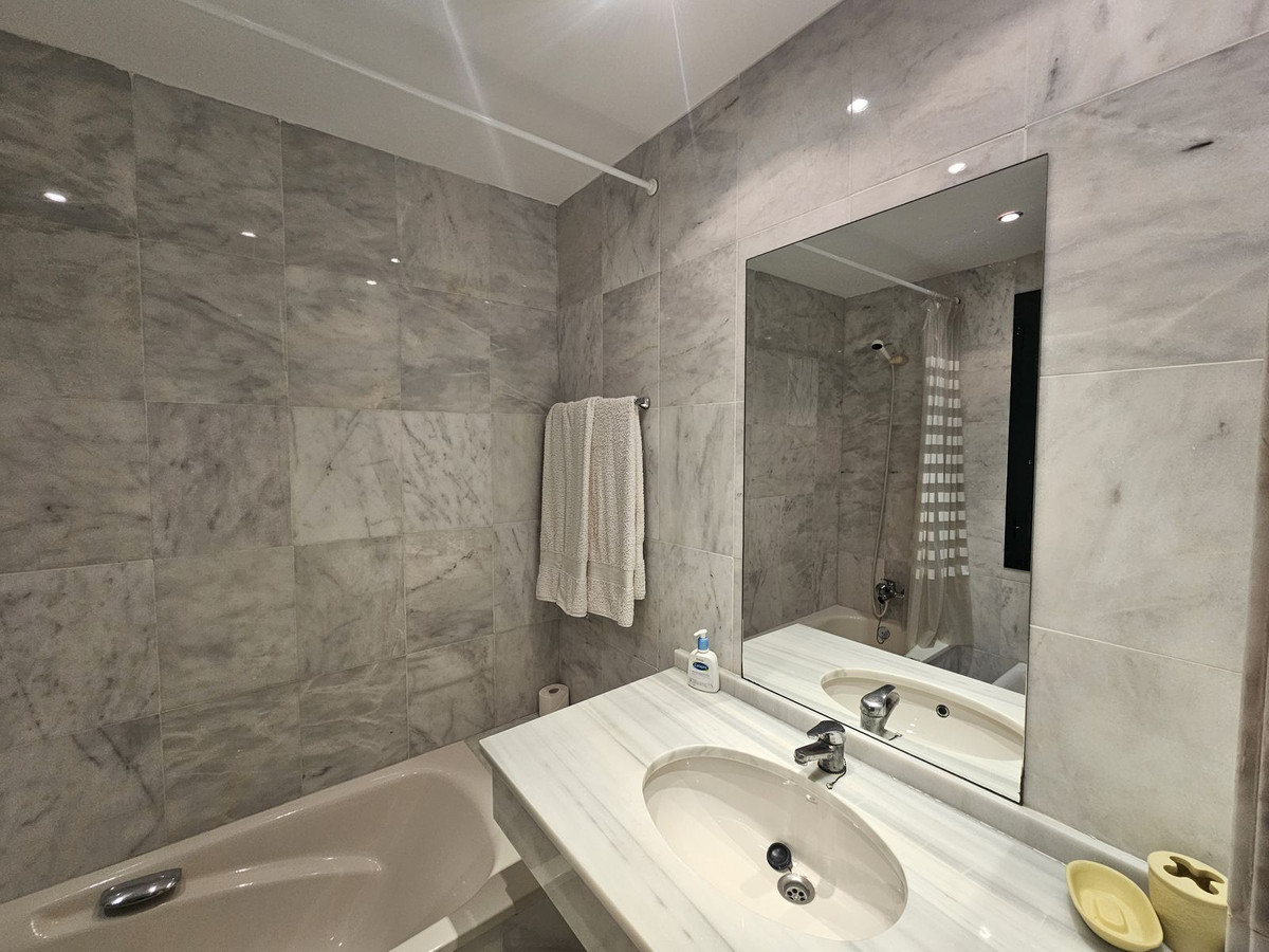 3 Bed Apartment for sale in Riviera Del Sol Costa Del Sol, Málaga, Spain