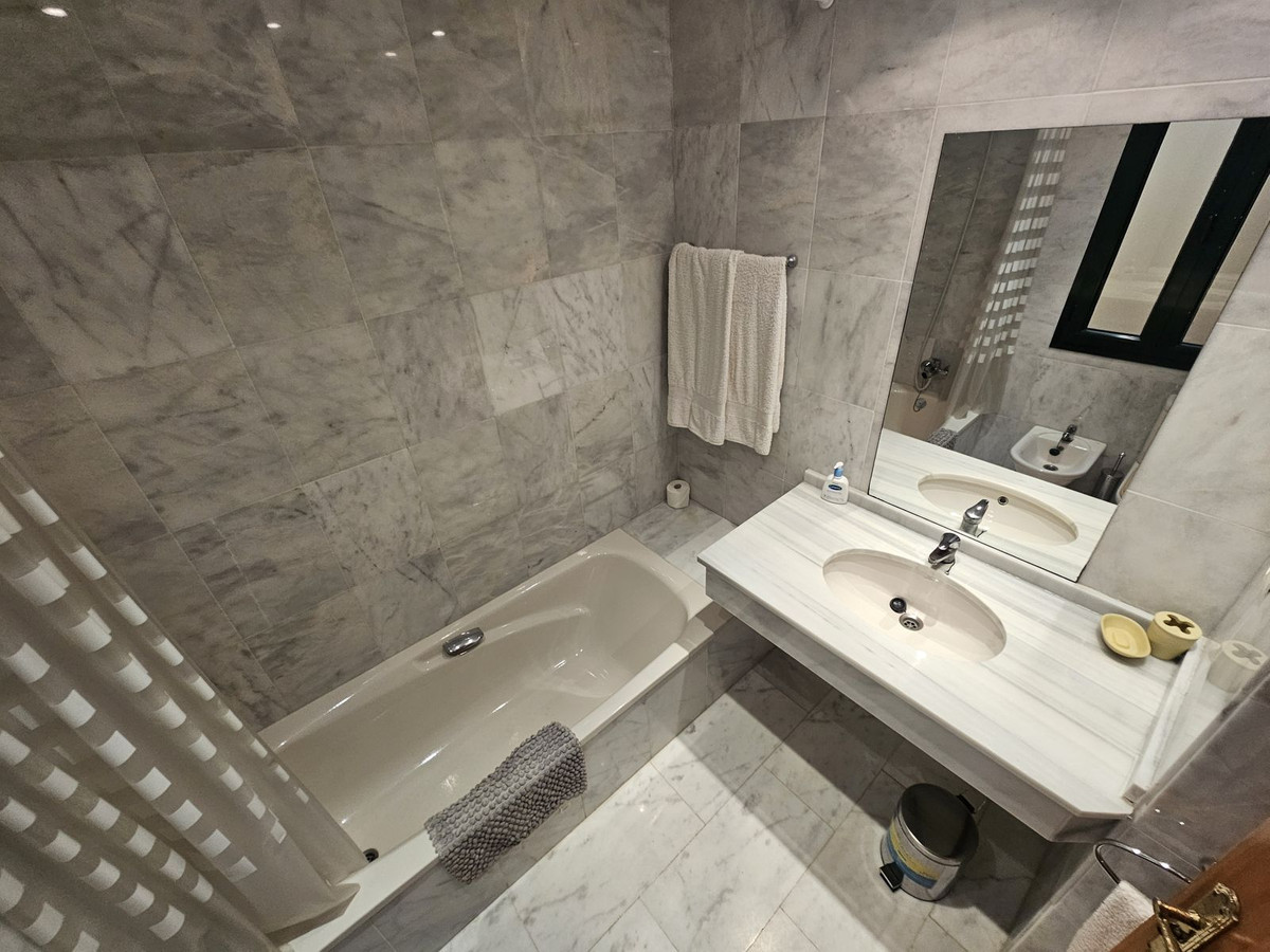 3 Bed Apartment for sale in Riviera Del Sol Costa Del Sol, Málaga, Spain