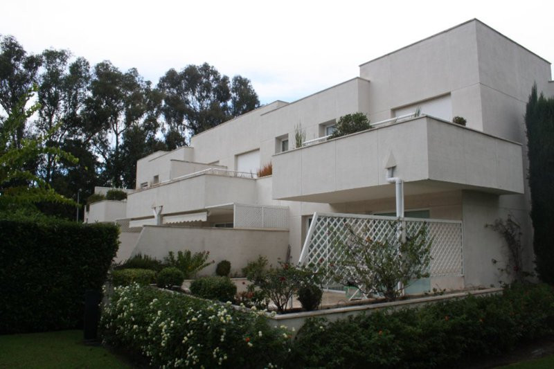 3 Bed Apartment for sale in Estepona Costa Del Sol, Málaga, Spain