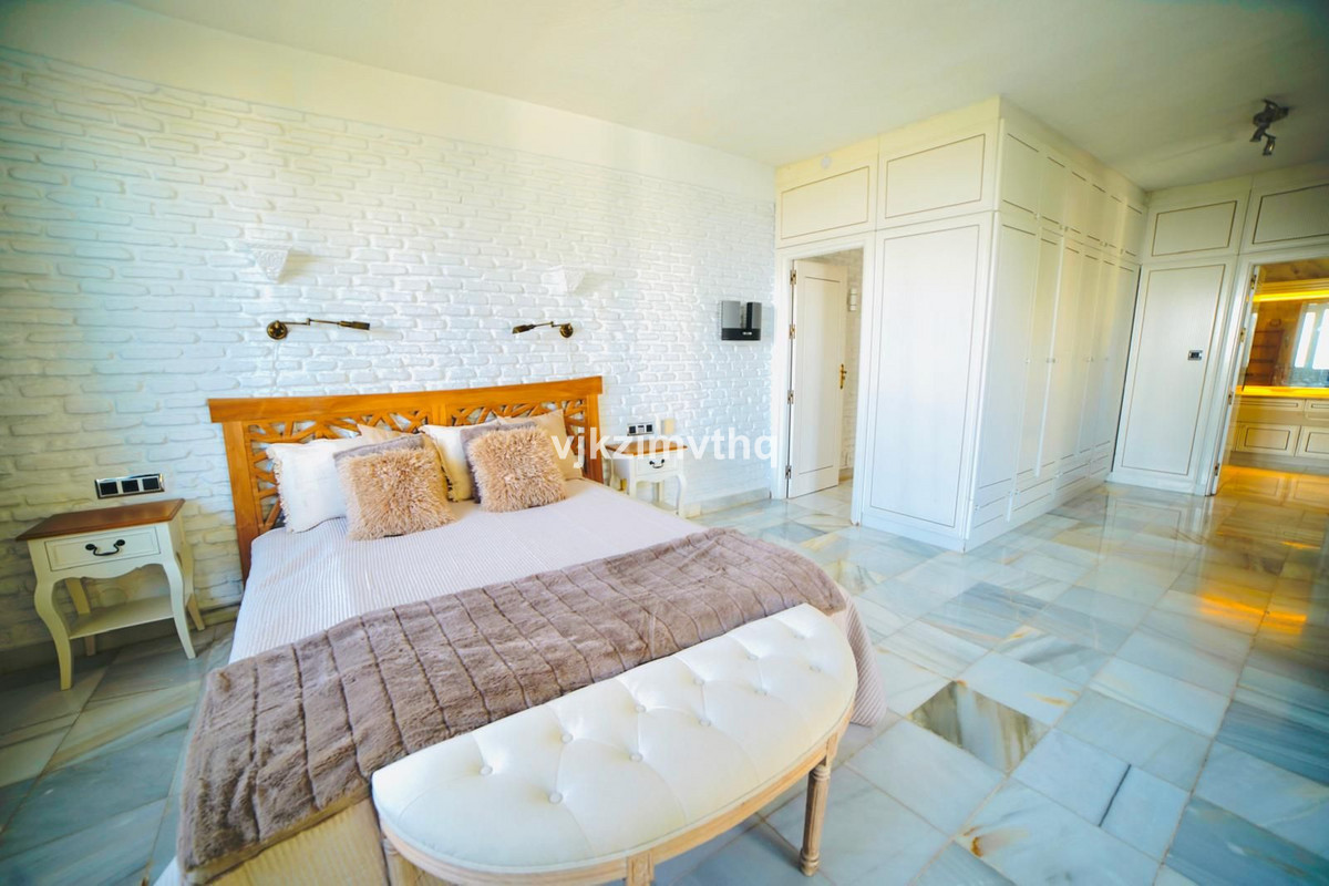 6 Bed Townhouse for sale in Benalmadena Pueblo Costa Del Sol, Málaga, Spain