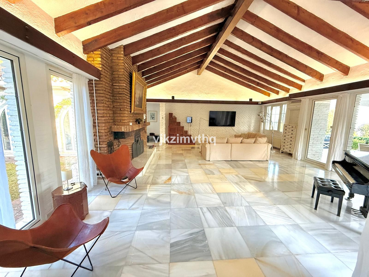 6 Bed Townhouse for sale in Benalmadena Pueblo Costa Del Sol, Málaga, Spain