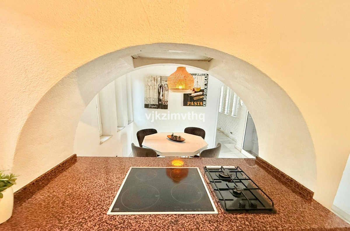 6 Bed Townhouse for sale in Benalmadena Pueblo Costa Del Sol, Málaga, Spain