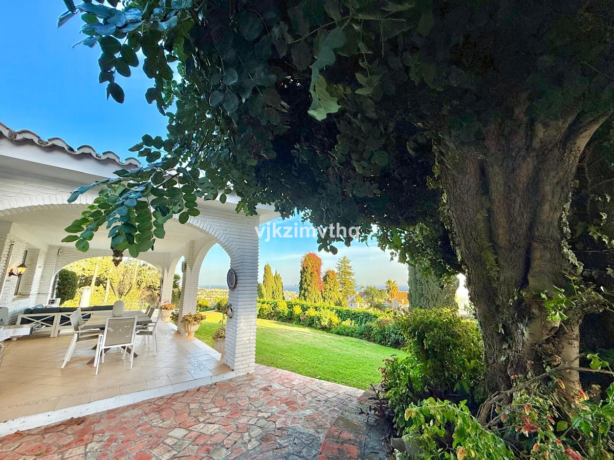 6 Bed Townhouse for sale in Benalmadena Pueblo Costa Del Sol, Málaga, Spain