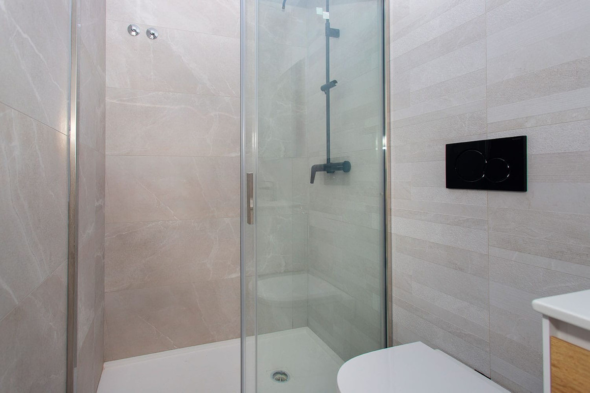 Se vende Apartamento Planta Baja de 2 dormitorios en Costa Blanca, Alicante, España
