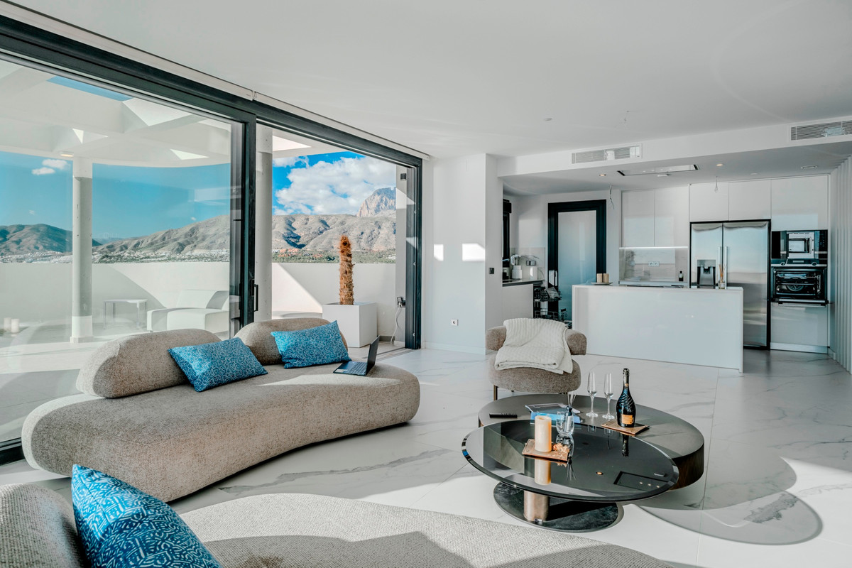 3 Bed Apartment for sale in Benidorm Costa Blanca, Alicante, Spain