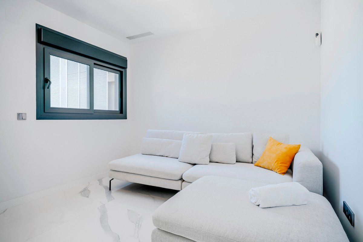 3 Bed Apartment for sale in Benidorm Costa Blanca, Alicante, Spain
