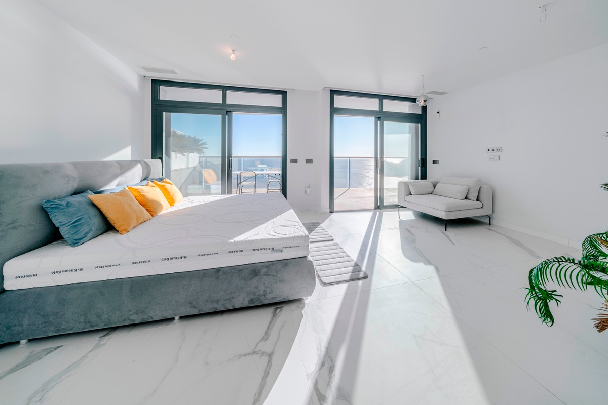 3 Bed Apartment for sale in Benidorm Costa Blanca, Alicante, Spain
