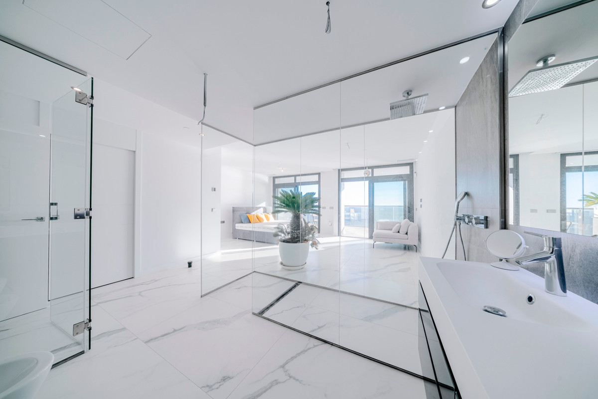 3 Bed Apartment for sale in Benidorm Costa Blanca, Alicante, Spain