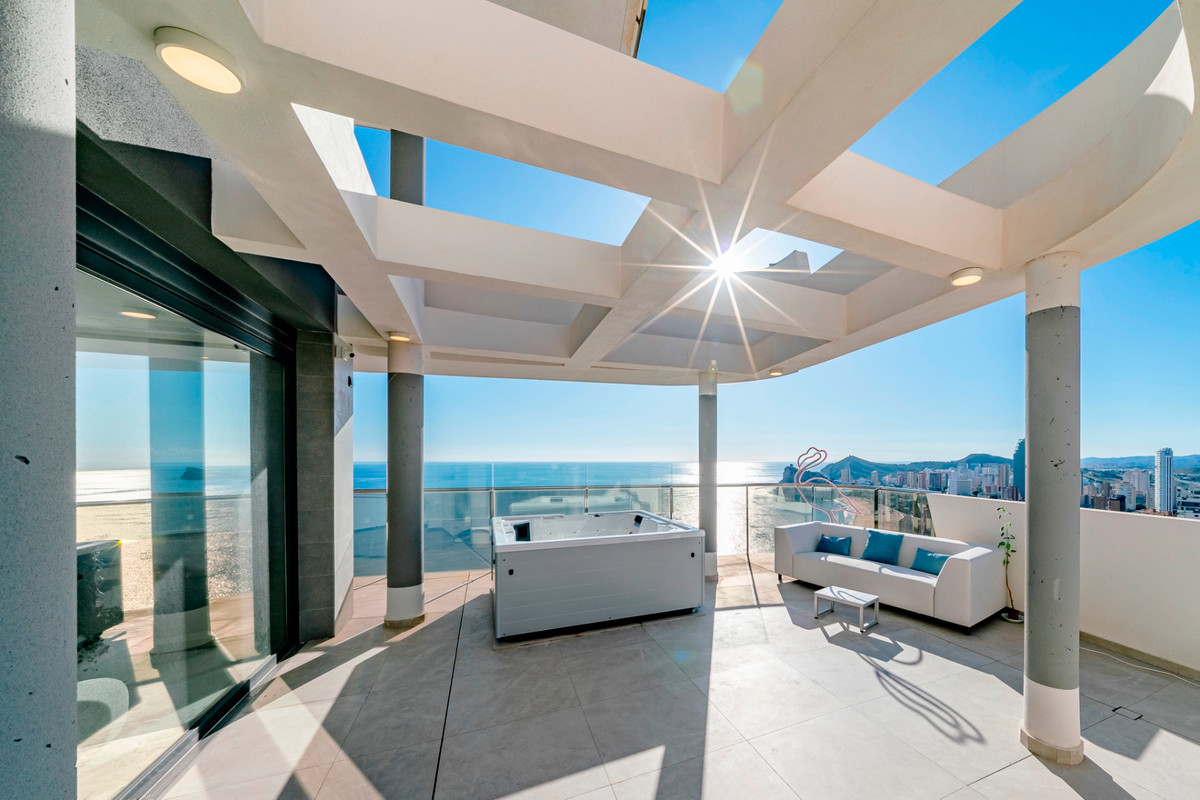 3 Bed Apartment for sale in Benidorm Costa Blanca, Alicante, Spain