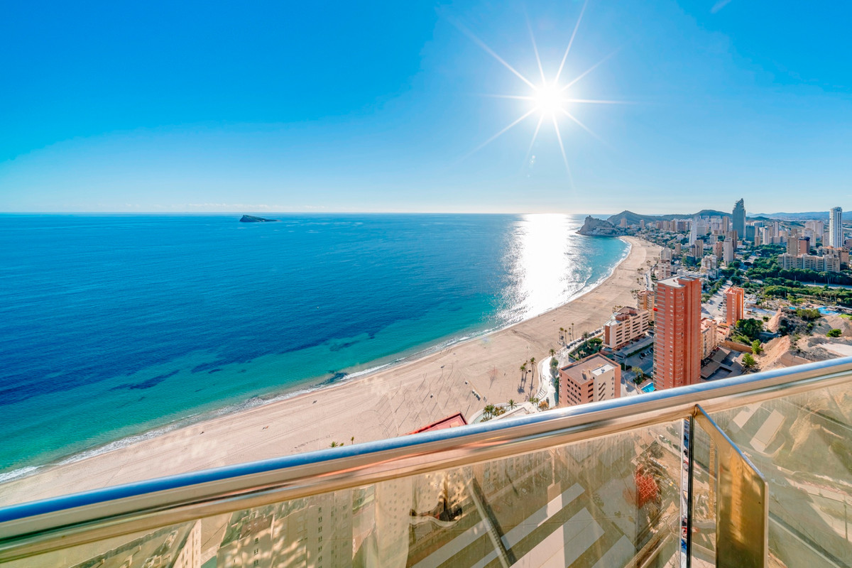 3 Bed Apartment for sale in Benidorm Costa Blanca, Alicante, Spain
