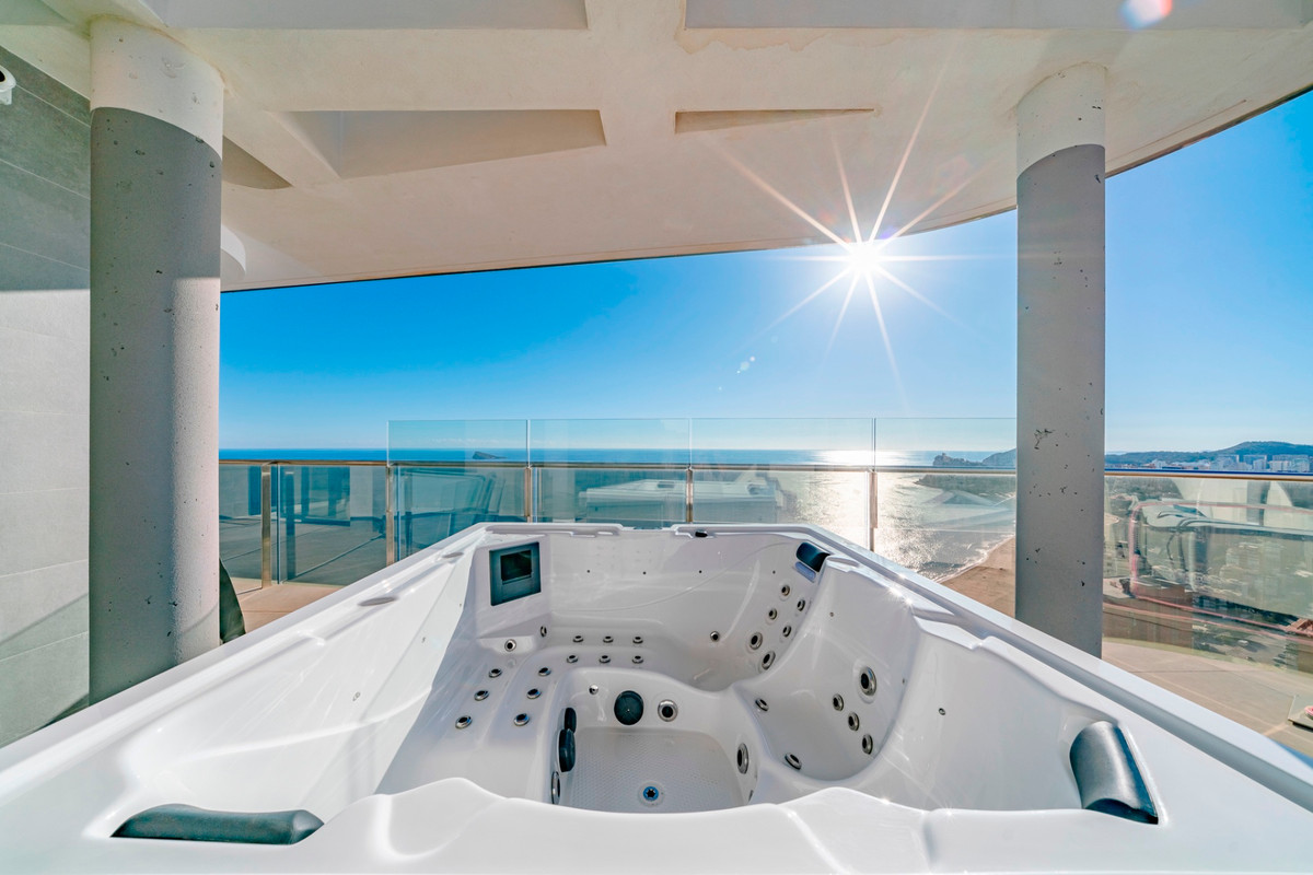 3 Bed Apartment for sale in Benidorm Costa Blanca, Alicante, Spain