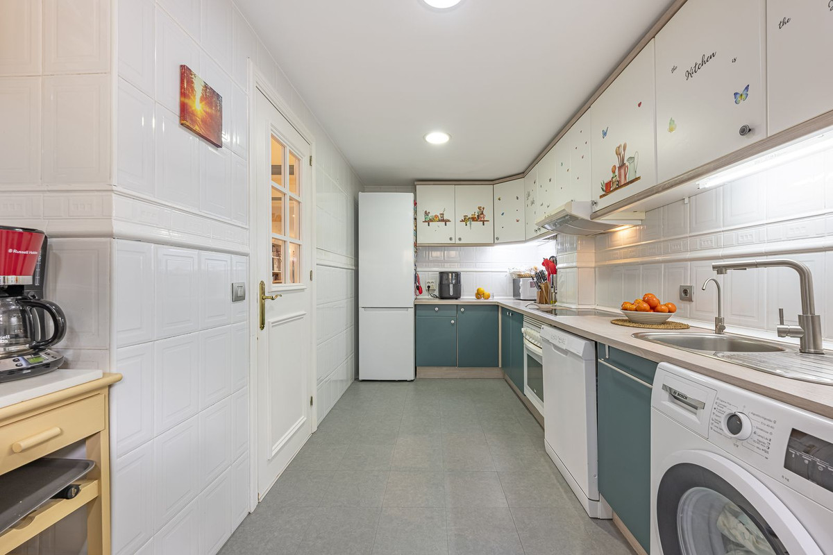 Se vende Pareada de 3 dormitorios en Costa Del Sol, Málaga, España