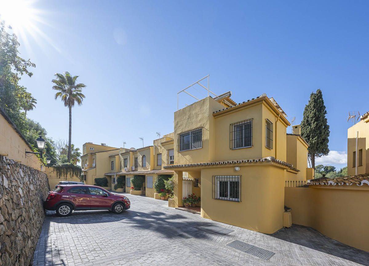 Se vende Pareada de 3 dormitorios en Costa Del Sol, Málaga, España