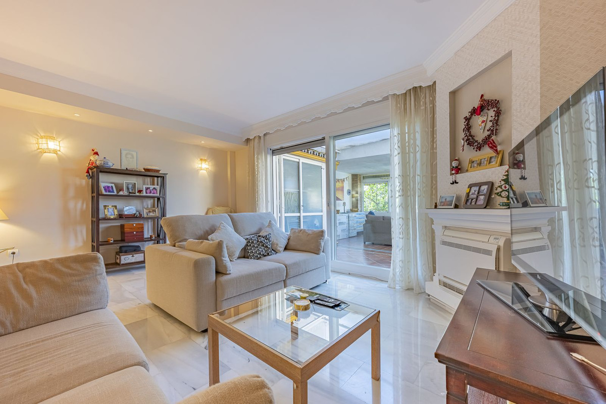 Se vende Pareada de 3 dormitorios en Costa Del Sol, Málaga, España