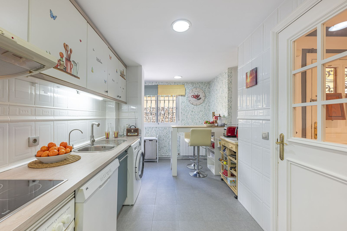 Se vende Pareada de 3 dormitorios en Costa Del Sol, Málaga, España