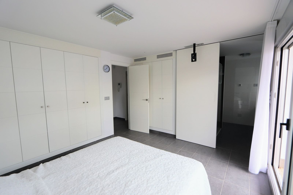 Se vende Villa - Chalet de 3 dormitorios en Costa Blanca, Alicante, España