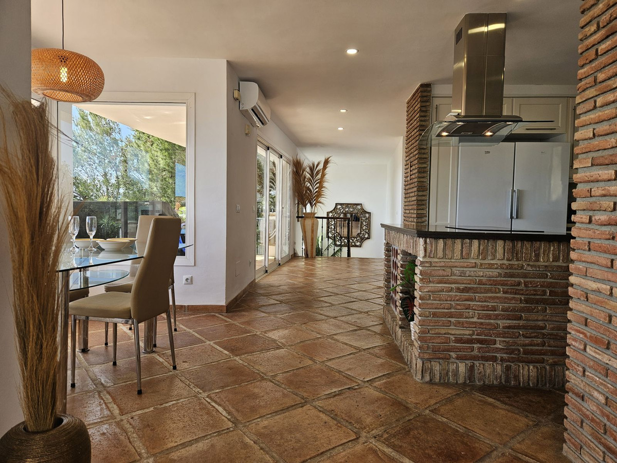 7 Bed Townhouse for sale in Mijas Costa Del Sol, Málaga, Spain