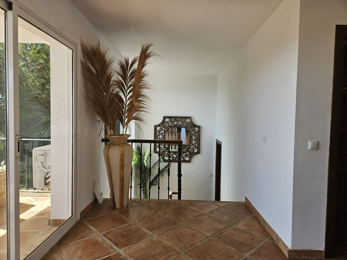 7 Bed Townhouse for sale in Mijas Costa Del Sol, Málaga, Spain