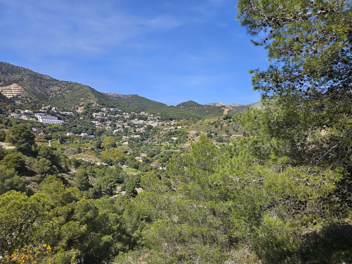7 Bed Townhouse for sale in Mijas Costa Del Sol, Málaga, Spain