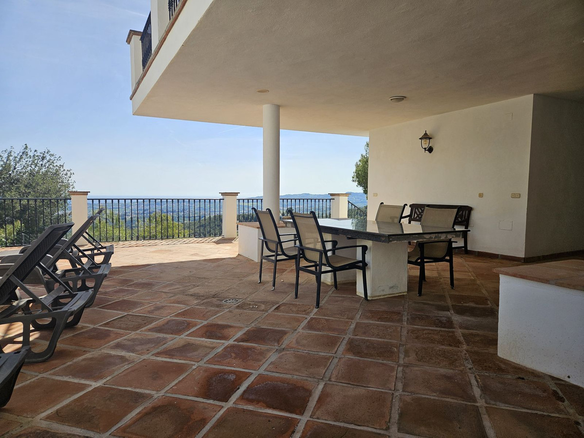 7 Bed Townhouse for sale in Mijas Costa Del Sol, Málaga, Spain