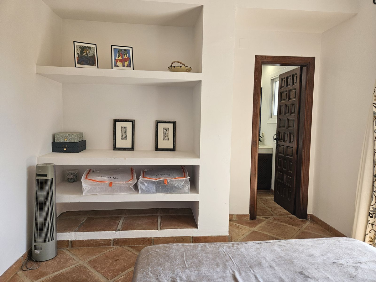 7 Bed Townhouse for sale in Mijas Costa Del Sol, Málaga, Spain
